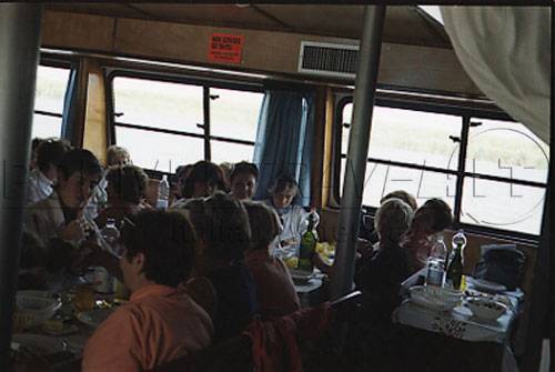 Gustoso pranzo a bordo della nave nel Delta del Po